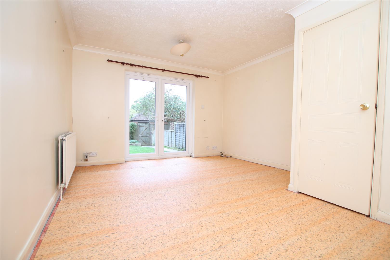 Earlswood Close, Horsham